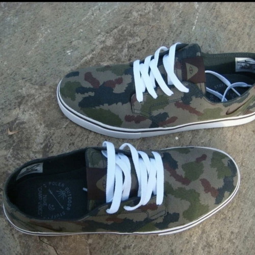 Nike canvas shoes military style like new