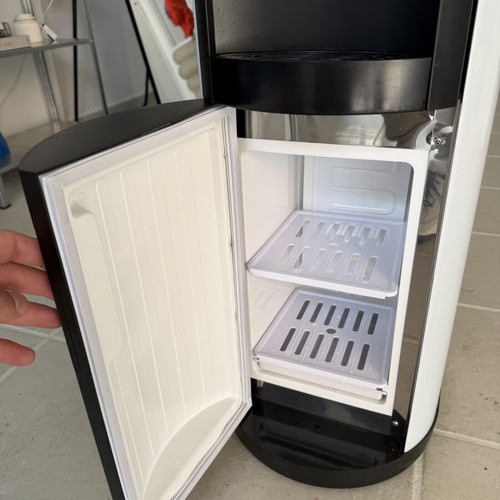 Oasis Water Cooler Inox ISS-FF with Filter and Mini Fridge like new