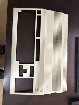 Amiga 500 case with painted chalk finish and side covers
