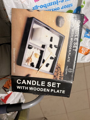 Candle set with wooden plate