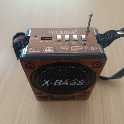 Waxiba XB-18URT portable radio and MP3 player used