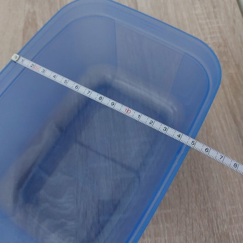 Tupperware container 2.2L new, airtight food storage