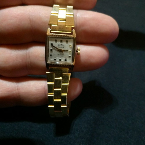 BENO 19 Rubis Incabloc Suisse women's manual wristwatch new with bracelet