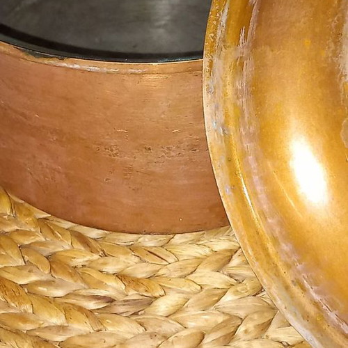 Bronze old pot used