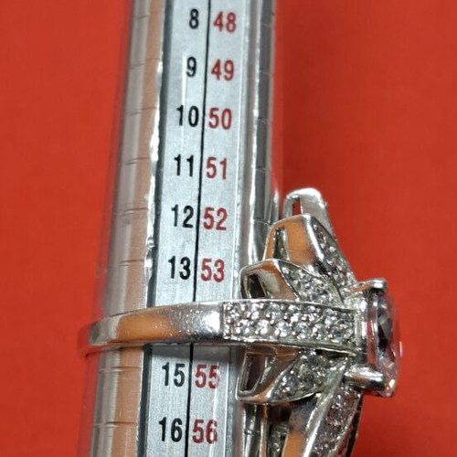 Silver ring with 925 stamp, like new