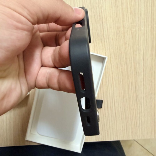 BMW MagSafe case for iPhone 16 Pro Max new