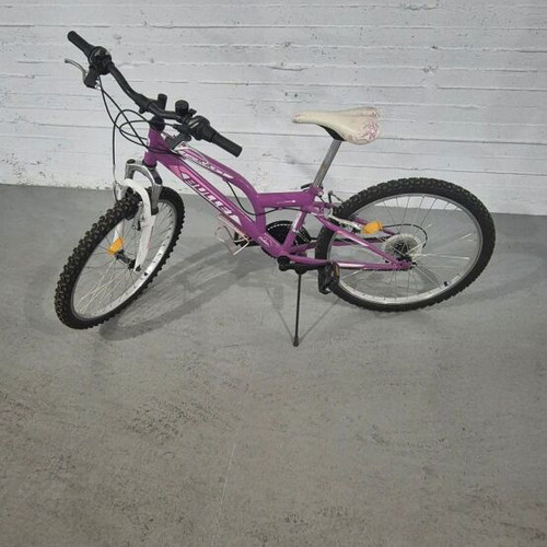 Bullet 24-inch women's mountain bike with front suspension and gears