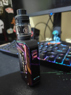 Vape 200w like new, fully functional with two batteries