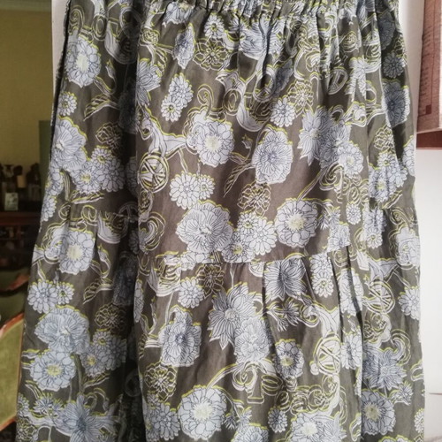 Lieblingsstuck green floral skirt used, cotton with pockets