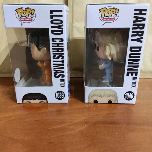 Funko Pop Dumb And Dumber Chase Edition Set like new