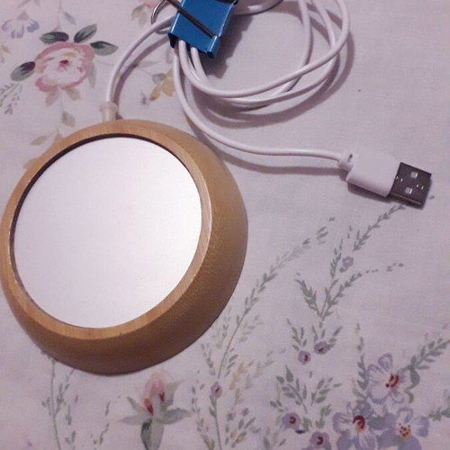 Heated Drink Warmer with USB Cable, Silver and Beige Wood Effect, Like New