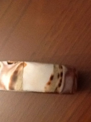 Bracelet silver with shell cover like new, beige and silver
