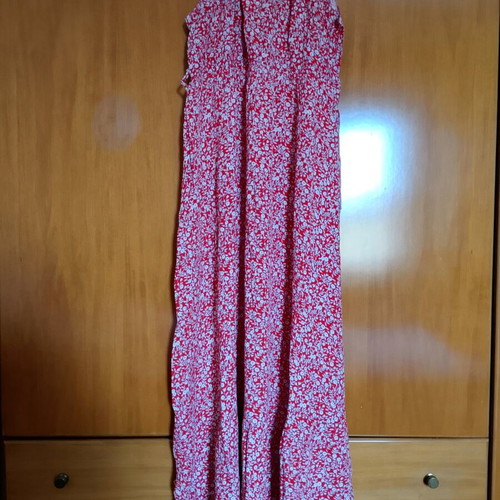 Floral dress Shein like new, white and red, size L