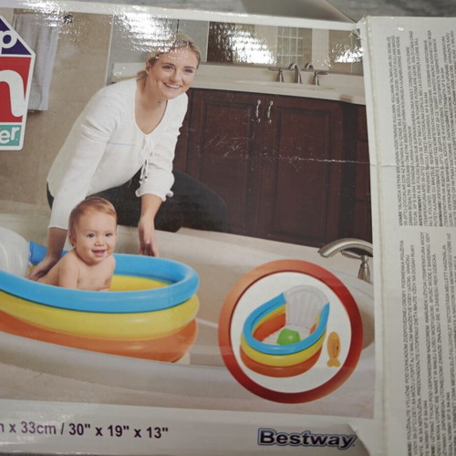 Bestway Squeaky Clean Inflatable Baby Bath Tub
