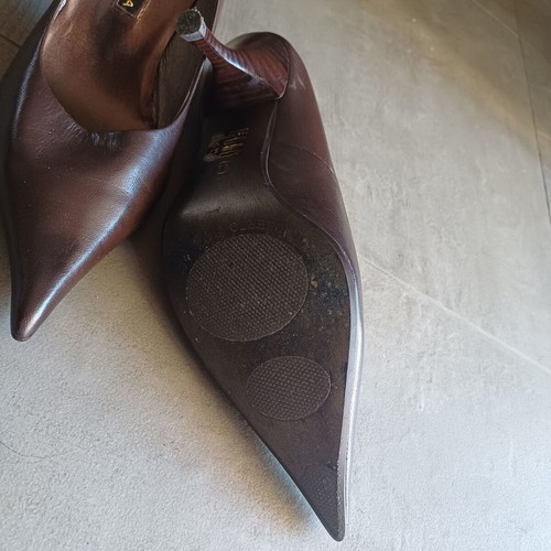 Roberto Botella Brown Leather Pumps Size 38 Like New