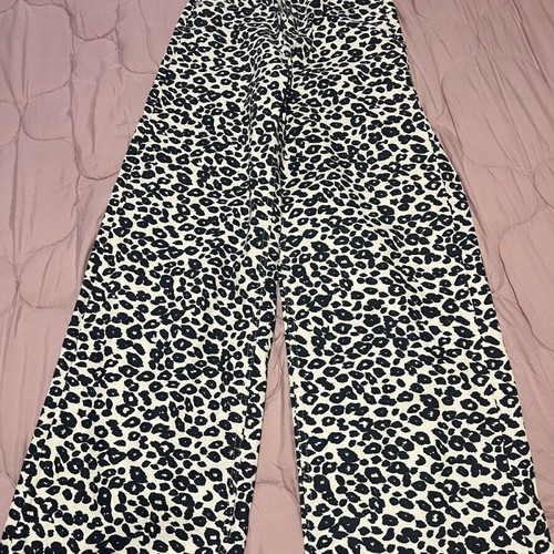 Zara pants size 32 like new, off-white