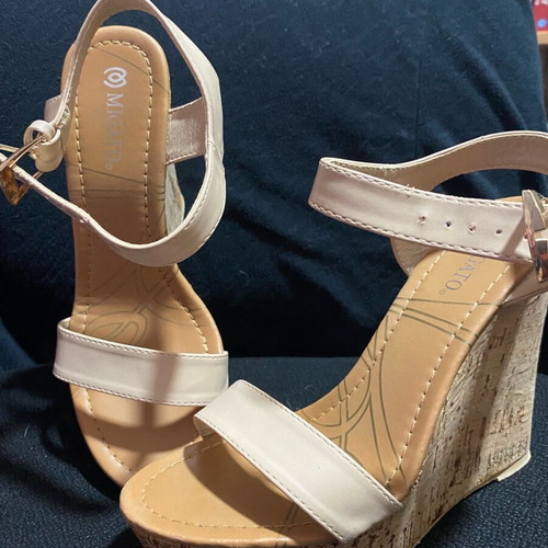 Migato summer platforms like new, size 38, nude color