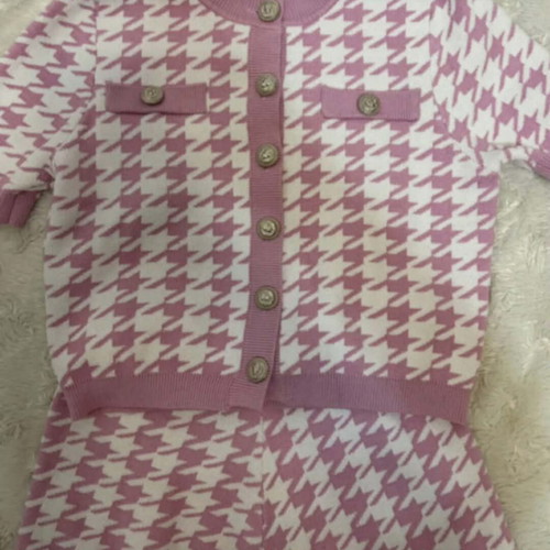Pink fashion set like new