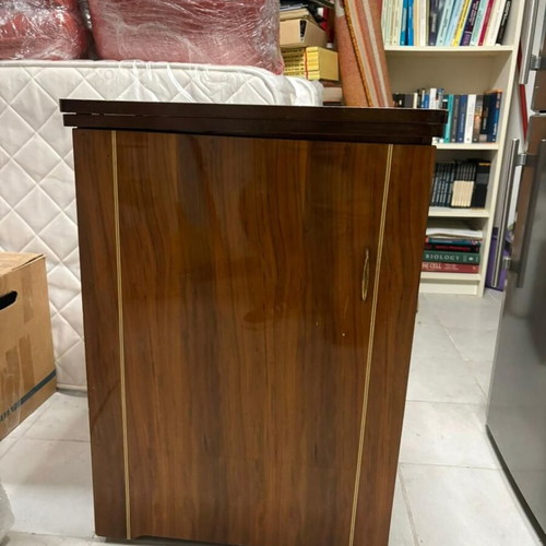 Ideal sewing machine used with cabinet, Italian made
