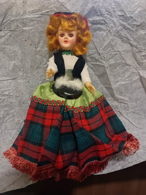 Dolls of the World AR Scotland new