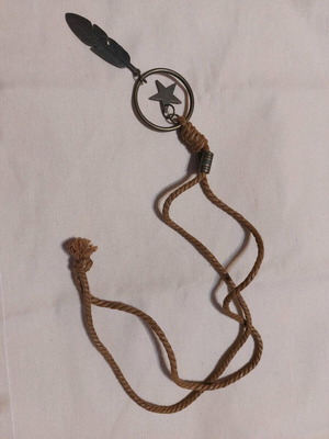 Rock necklace used with metal elements