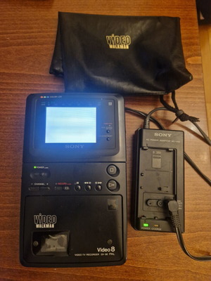 Sony GV-8E PAL Video Walkman used, vintage 1988 all-in-one TV recorder