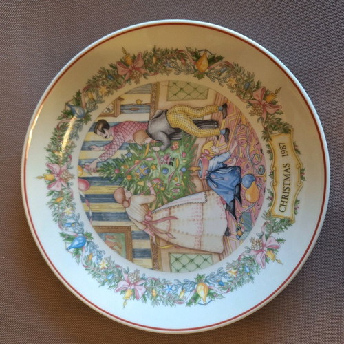 Christmas commemorative plate 1987 like new, Wedwood porcelain England 20 cm