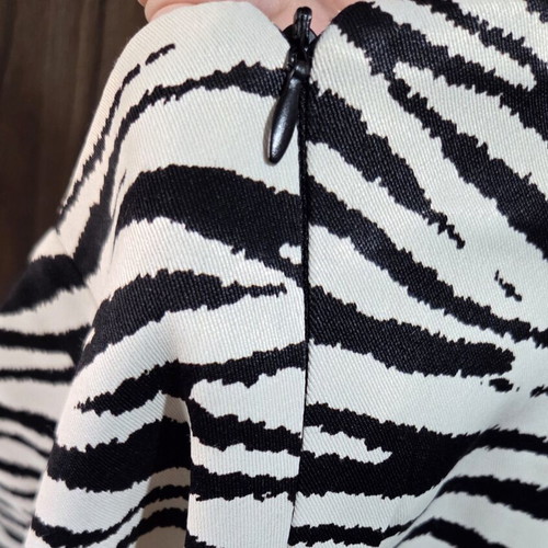 Zara zebra print skort like new, size L