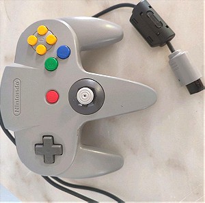 Nintendo 64 παιχνίδια 7 κασσέτες, δύο χειριστήρια.