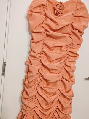 Vintage formal dress like new, peach/salmon color, small
