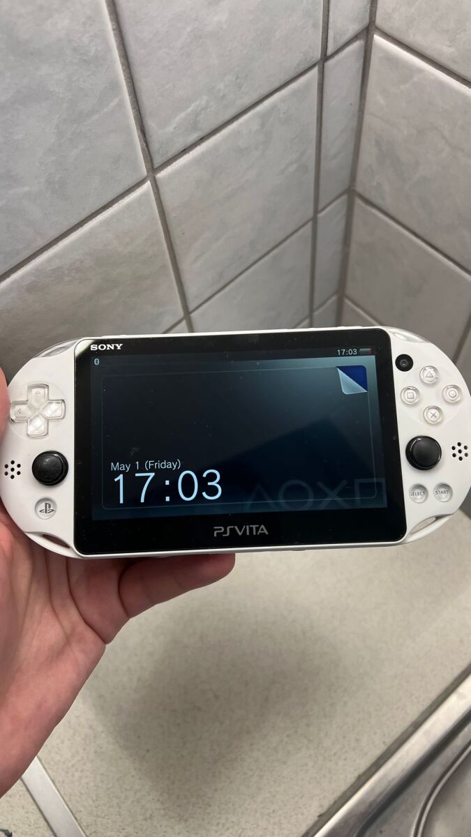 PlayStation Vita 2000 Minecraft Limited… - € 270,00 - Vendora.cy