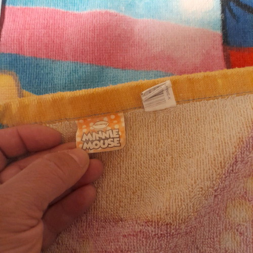 Beach towels like new, 2 large with vibrant colors