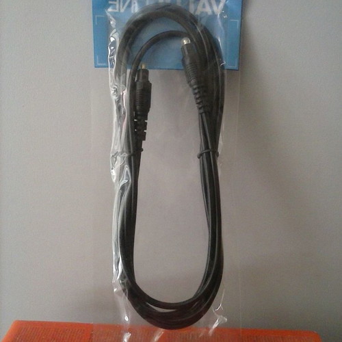 Toslink Fiber Optic Audio Cable 2 meters new