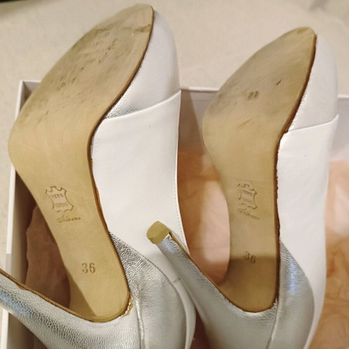 VKCONIS Handmade Bridal Shoes Size 37 Like New, White and Silver