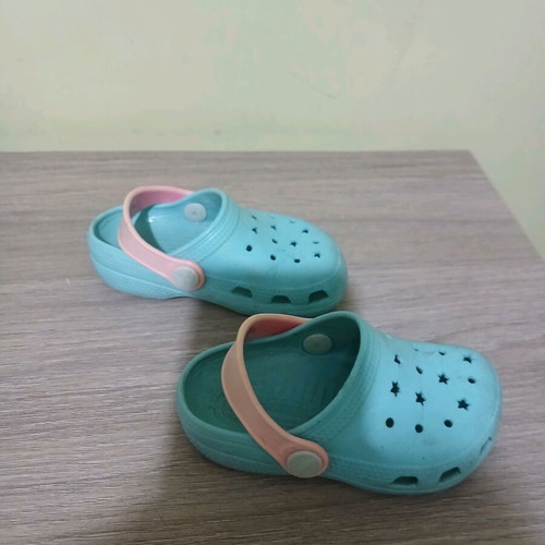 Slippers used in very good condition