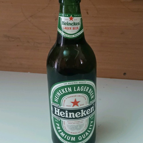 Heineken 0.5l new collectible sealed bottle from 2002