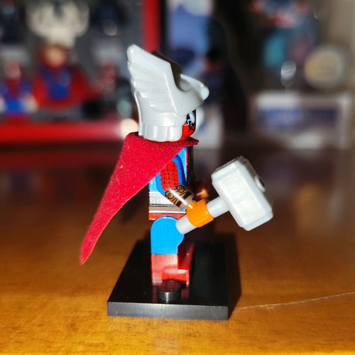 Spider-Thor figure like new with stand, red cape, Mjolnir