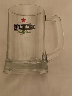 Collectible glass promotional Hineken mug like new