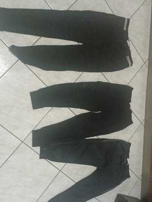 Παντελόνια φόρμας για αγόρια Zara μαύρα μεταχειρισμένα, πακέτο 3 για ηλικίες 9-12