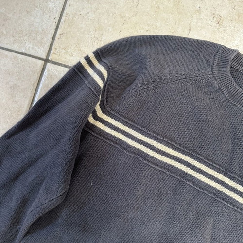 Sweatshirt new, size S-M