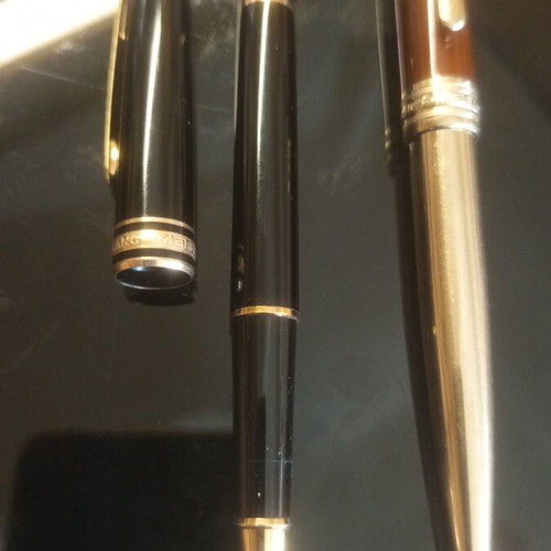 Montblanc ballpoint pens lot of 2 with leather case like new