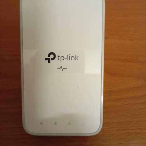 TP-Link AC powerline WiFi router
