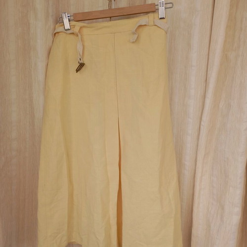 Vintage 50s skirt used, high waist, pastel yellow, size XS