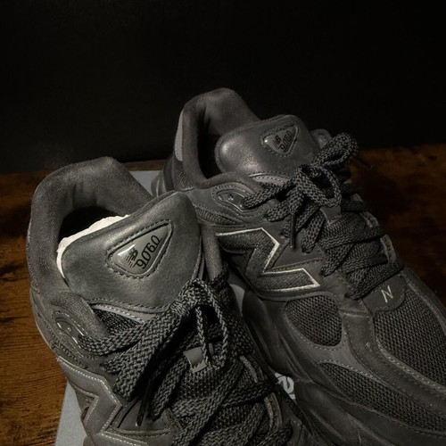 New Balance 9060 sneakers, size 45, black
