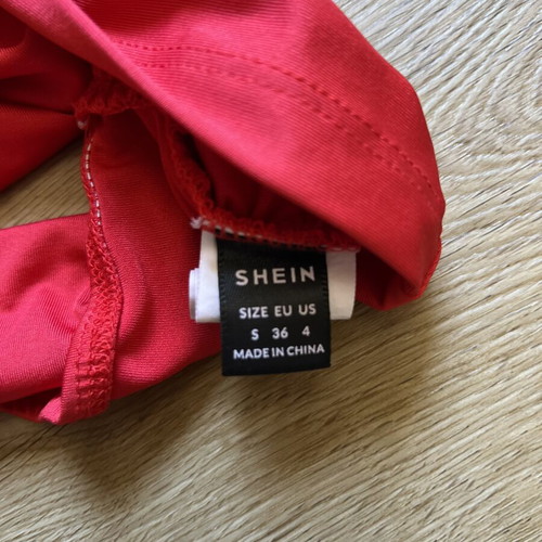 Top Shein red size S new