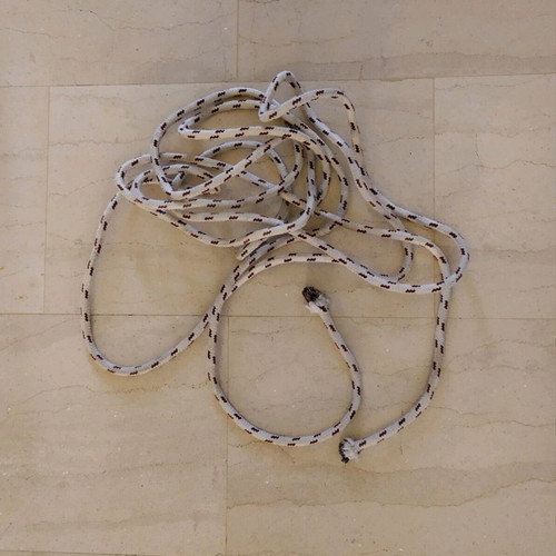 Rope like new, length 5.5 meters, width 1 centimeter