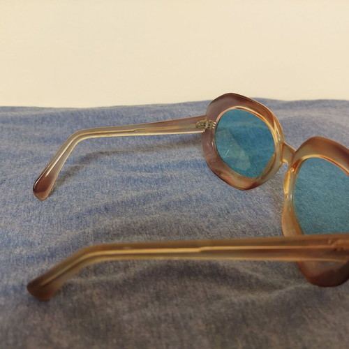 Vintage sunglasses 50s collectible used, horn-rimmed frame