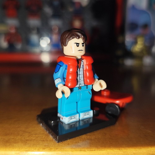 Marty McFly figure like new with base and accessories