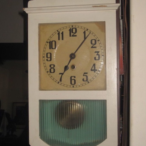 Wall clock wind-up used with pendulum from the 50s