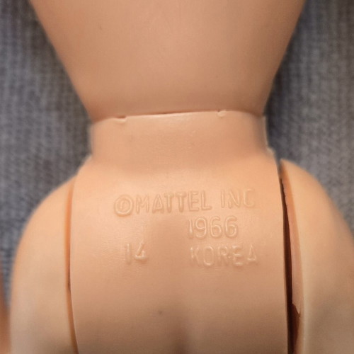 Barbie Partytime 1976-1978 μεταχειρισμένη με ρούχο